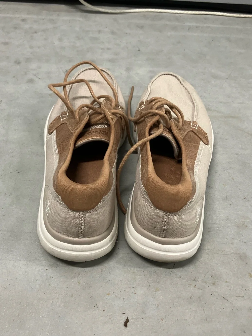 Skechers On-the-GO Flex - Embark boat shoe women’s shoe Size 7